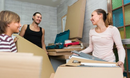 Moving team handling a flat removal in Notting Hill